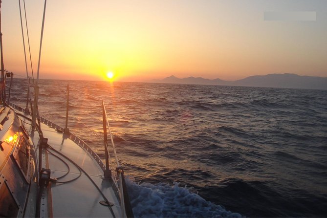 Private cruise with a sailing yacht Koursaros - What the morning cruise feels like