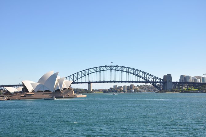 Private Essential Sydney Tour Including Lunch at the Cruising Yacht Club of Australia - Rushcutters Bay and lunch at the yacht club