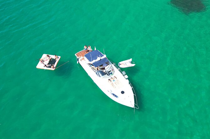Private Excursion to the Arrábida Coast on Board a Yacht - Who will enjoy this private Arrábida outing?