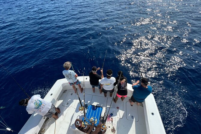 Private Fishing Tour in Yacht Playa del Carmen - Choosing Between Trolling and Bottom Fishing