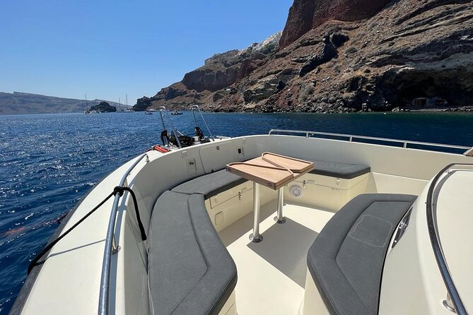Private Full-Day Motor Yacht Cruise with Meal, Open Bar+Transfers - Palea Kameni and the sulfur springs