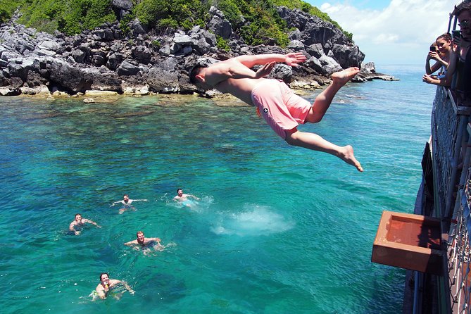 Private Full-Day Red Dragon Yacht to Angthong National Marine Park - Ko Nai Phut, the quietest water stop