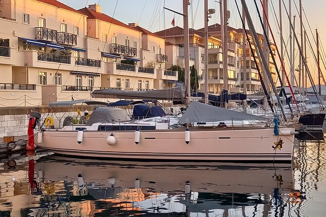 Private Full-day Sailing Cruise from Gibraltar by Yacht - Timing, weather, and what to bring