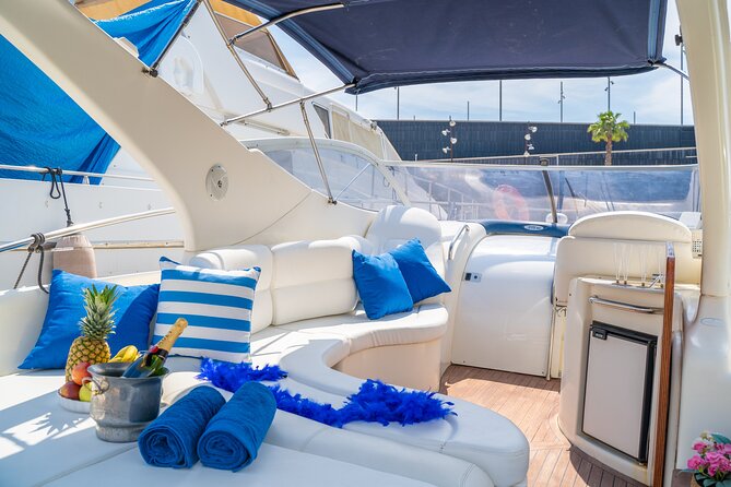 Private Gobbi Yacht Charter in Barcelona - Booking, weather, and cancellation details
