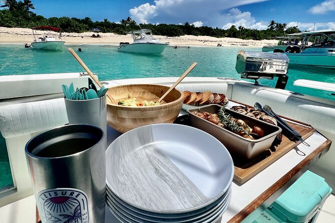 Private Luxury 36' Yacht from Fajardo to Icacos or Palomino - Service that helps the day run smoothly