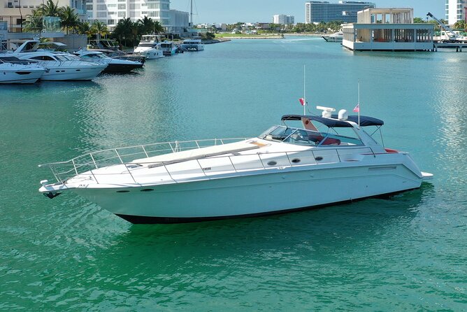 Private Luxury Yacht 55FT Rental in Cancun - Crew service, music, and onboard comfort