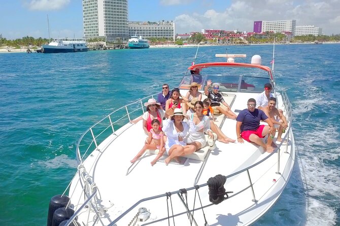 Private Luxury Yacht 55FT Rental in Cancun - Who should book this Cancun yacht charter?