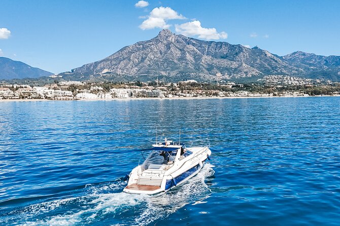 Private Luxury Yacht Charter from PUERTO BANÚS, Marbella - Leaving Puerto Banús on a private yacht