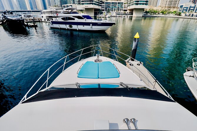Private Luxury Yacht cruise around Atlantis and Dubai Marina - What the price includes and what it does not