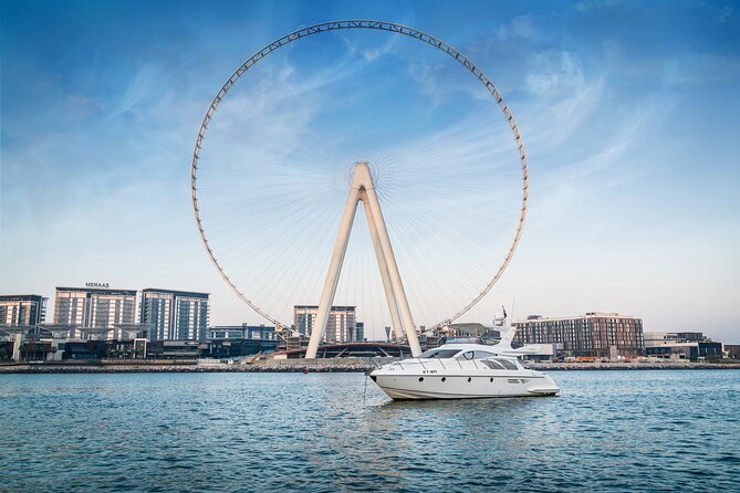 Private Luxury Yacht Cruise for up to 20 people - Atlantis on the Palm Jumeirah