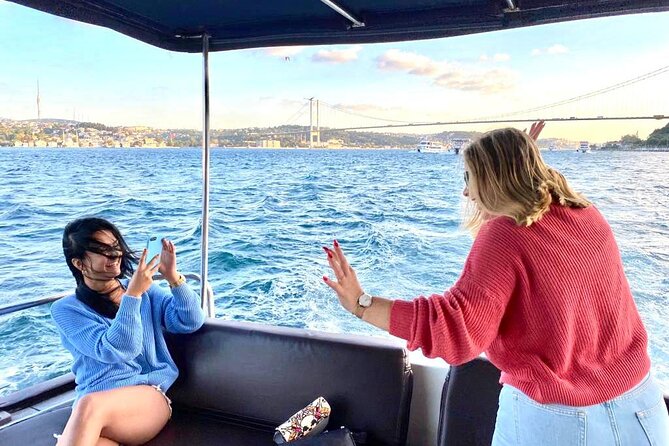 Private Luxury Yacht Cruise in Istanbul Bosphorus - The Guide Question Needs Attention