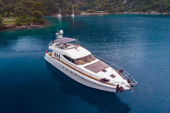 Private Luxury Yacht Cruise on Bosphorus - Should you book this private yacht cruise?