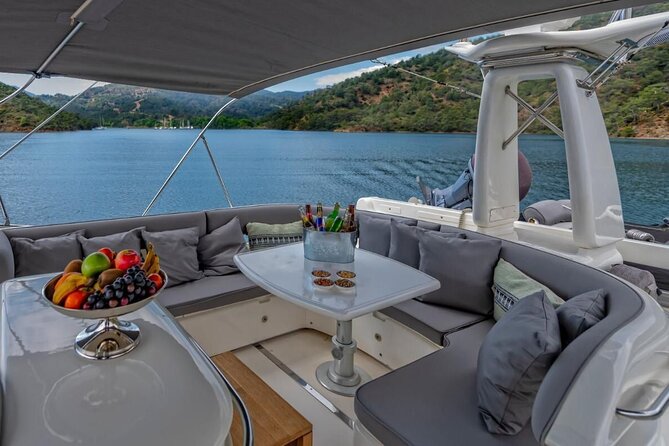 Private Luxury Yacht Cruise on Bosphorus - FAQ