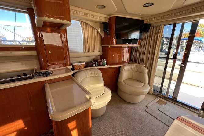 Private Luxury Yacht Cruise Tour in Miami Beach and Biscayne Bay - Who Will Enjoy This Cruise Most?