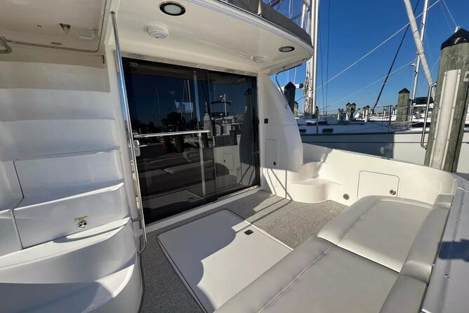 Private Luxury Yacht Cruise Tour in Miami Beach and Biscayne Bay - Mansion Views Along Biscayne Bay