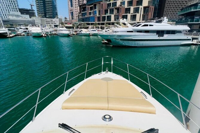 Private Luxury Yacht Tour From Dubai Marina - The Dubai Eye and Skydive views