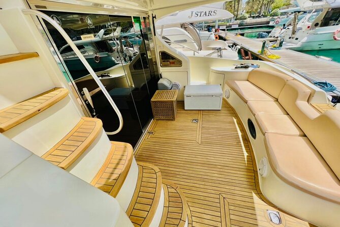 Private Luxury Yacht Tour From Dubai Marina - Is $280 per person good value?
