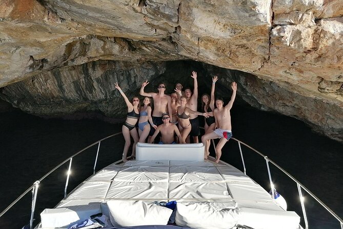 Private Luxury Yacht Tour in Antalya – Exclusive Experience - Falezler cliffs and a two-hour water stop