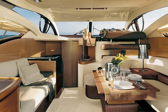 Private Motor Yacht Cruise with BBQ, Open Bar & Transfers - White Beach: the first real swim
