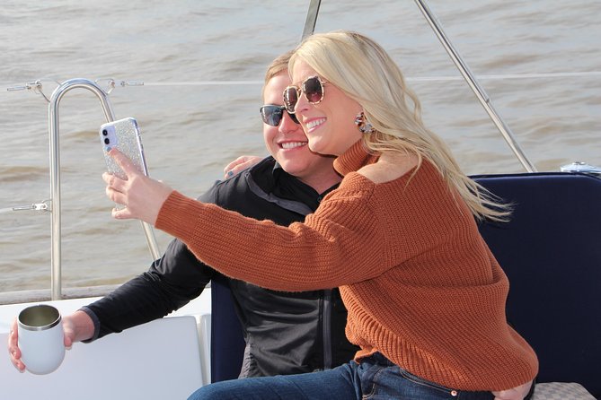 Private New Orleans 2-Hour Sail Aboard a Luxury Yacht - Boarding the 47-foot Beneteau at Lake Shore