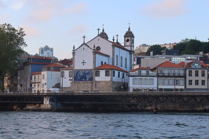 Private Porto Sailing Yacht Sunset Sightseeing Tour - Cais de Gaia and the Port wine story