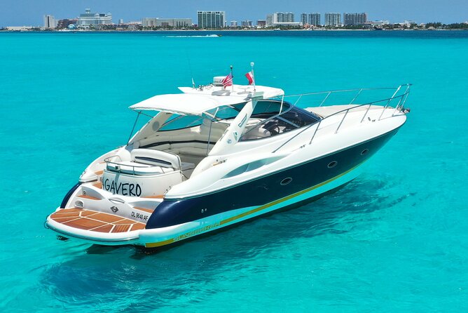 Private Premium Yacht 46FT Rental in Cancún - Six hours gives Isla Mujeres room to breathe