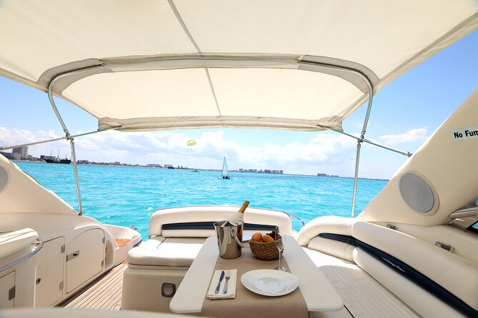Private Premium Yacht 46FT Rental in Cancún - The crew is the star of the day
