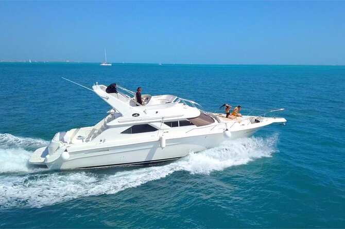 Private SeaRay 47ft Yacht Rental Cancun 23P6 - What You Get For Four Hours On The Water