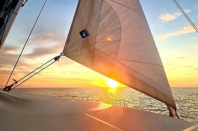 Private Sunset Tour in Marina La Cruz by Yacht - What the crew adds to the outing