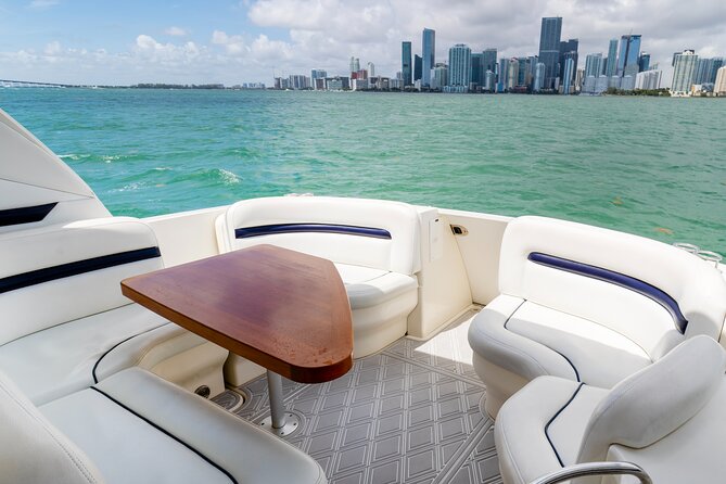 Private tour for 12 people on a 40 ft Yacht, Ft Lauderdale bay - Setting out from Bahia Mar Yachting Center