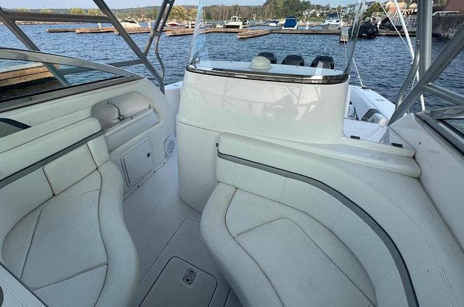 Private VIP party on a yacht with drinks and snacks in Punta Cana - Drinks, snacks, and the premium bar