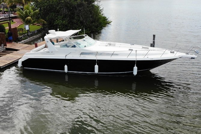 Private Yacht 46ft Sea Ray Snorkel up to 15 pax 23P2 - What the 46-foot Sea Ray experience is really like