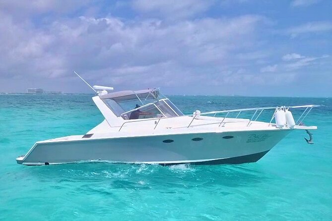 Private Yacht Cancun 42ft up to 8 people - Starting at the Real Inn Hotel in Cancun’s Hotel Zone