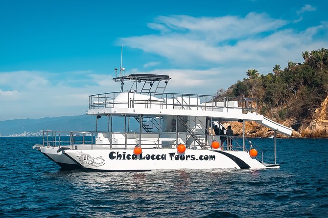Private Yacht Charter Chica Fun 6 waterslides in Puerto Vallarta - Key details before you reserve