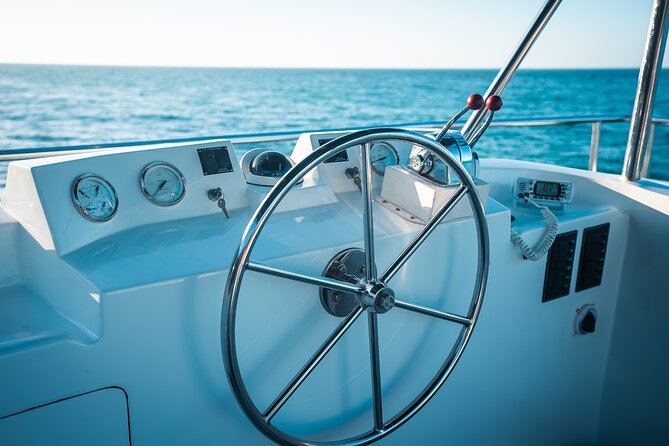 Private Yacht Charter Chica Fun 6 waterslides in Puerto Vallarta - Food and the all-inclusive drink setup