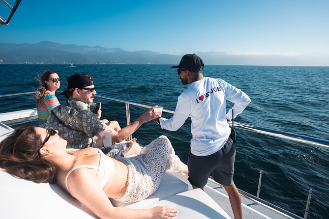 Private Yacht Charter Chica Fun 6 waterslides in Puerto Vallarta - Who should book this yacht?