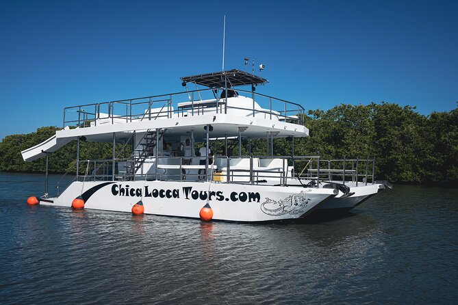 Private Yacht Charter Chica Fun 6 waterslides in Puerto Vallarta - Puerto Vallarta departure and custom planning