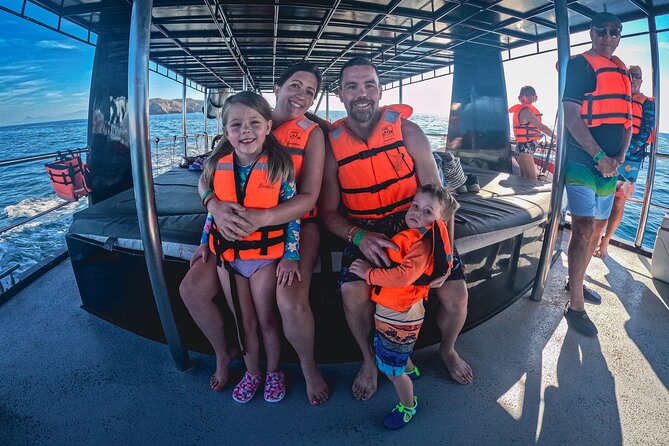 Private Yacht Charter ChicaFUN 2 Waterslides All Inclusive - Meeting points and booking details that matter