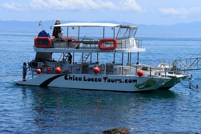 Private Yacht Charter ChicaFUN 5 Waterslides All Inclusive - Service, Crew, and the Feel of the Outing