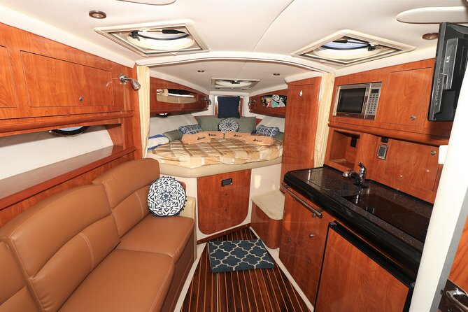 Private yacht charter for cruising & snorkeling in Cabo San Lucas - Leaving the marina and heading toward Land’s End