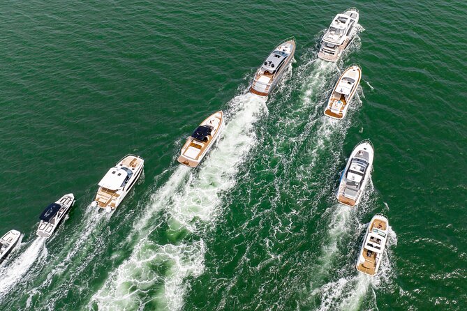 Private Yacht Charter in The Hamptons, Montauk or Sag Harbor - Crew service, from family days to corporate events