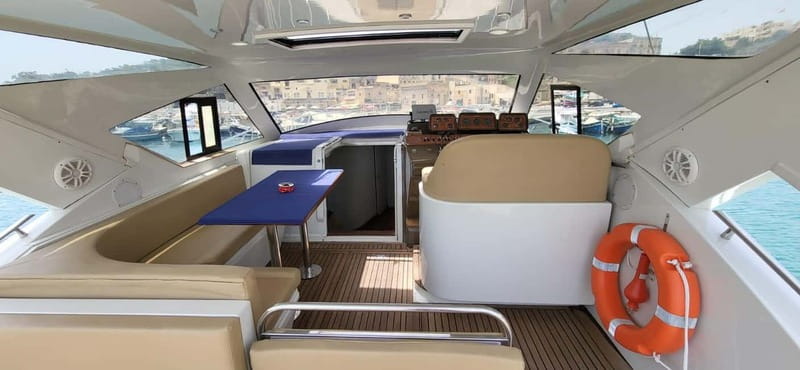 Private Yacht Charters around Comino & Blue Lagoon - Gear for swimming, kayaking, and paddle time