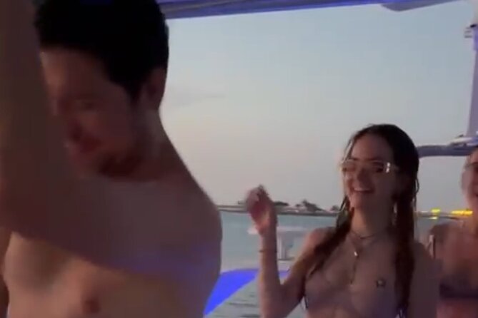 Private Yacht Cruise in Miami Beach - What each destination adds