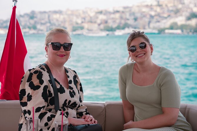 Private Yacht Cruise on The Bosphorus in Istanbul - Dolmabahçe and Çırağan: Ottoman grandeur on the European shore