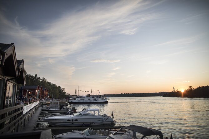 Private Yacht Cruise with Lunch or Dinner in Stockholm Archipelago - Seeing Stockholm from the canals and archipelago