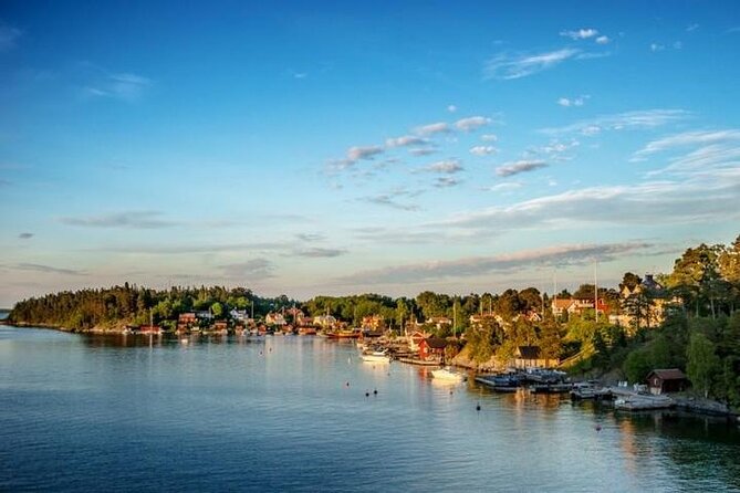 Private Yacht Cruise with Lunch or Dinner in Stockholm Archipelago - Who should book this Stockholm cruise?