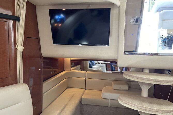 Private Yacht in Punta Cana, Unlimited Drinks and HipHop Music - Dolphin watching from the yacht