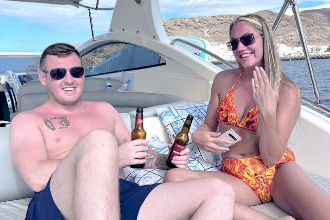 Private Yacht Nirvana Dreams Tour - Extra-cost thrills: jet skis, parasailing, and the sea scooter