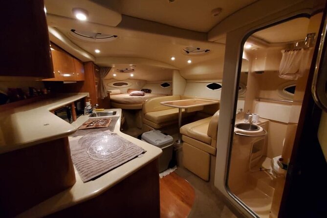 Private yacht rental for 2 hours - Why a private yacht works well in Cabo San Lucas