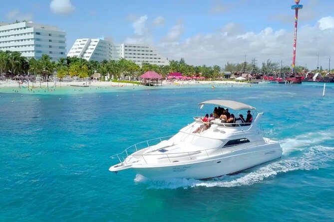 Private Yacht Rental Sea Ray 46ft Cancun 23P3 - Food, drinks, music, and celebrations
